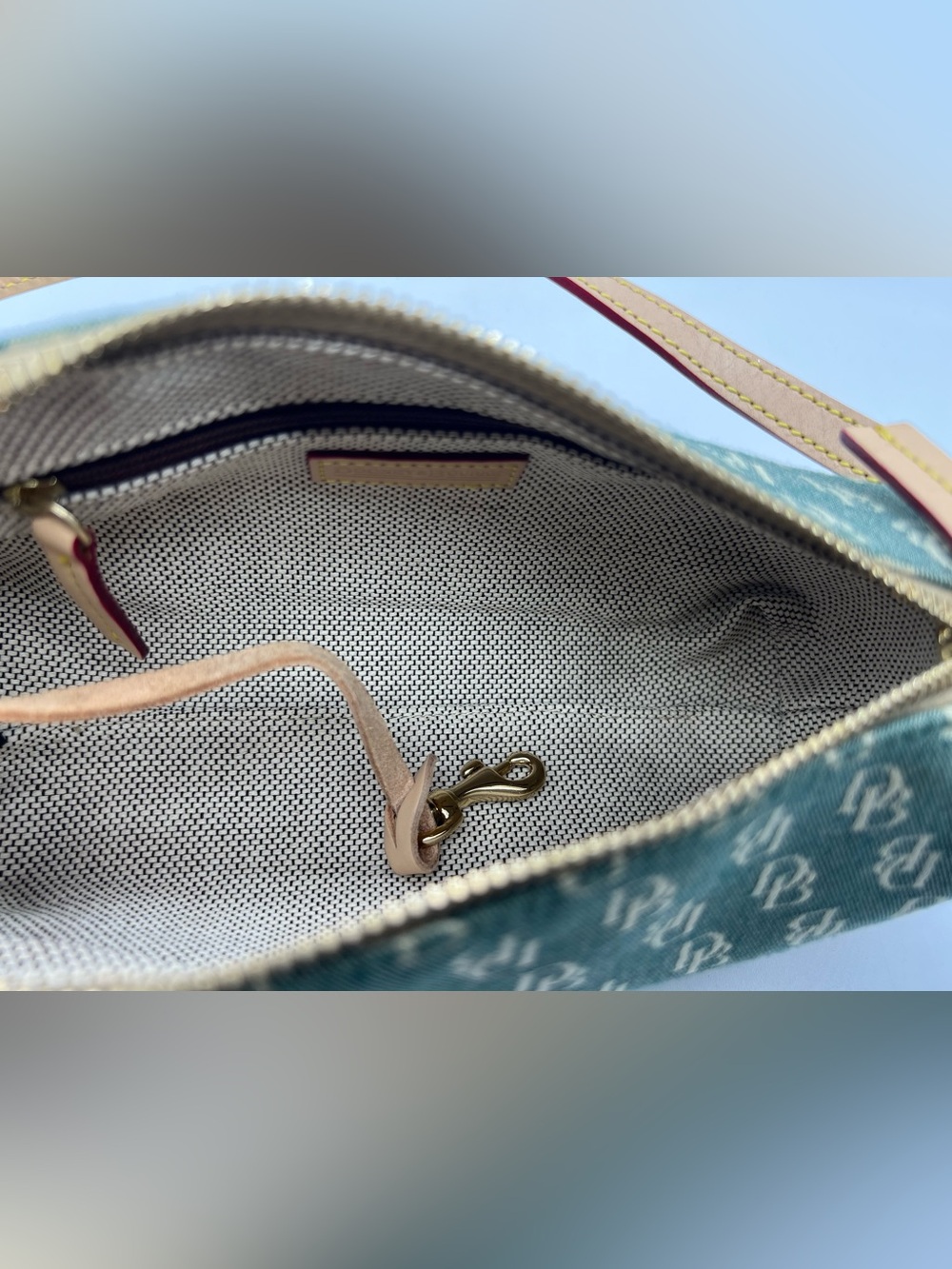 DOONEY & BOURKE Y2K Mini Barrel Monogram Green Canvas Leather Trim Shoulder Bag - Picture 11 of 15